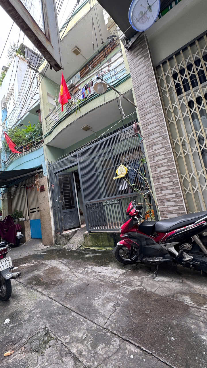 Bán nhà hẻm 3.5m Võ Thành Trang, 4x18m, 1 lầu, 71m2 giá chỉ 5.69 tỷ
