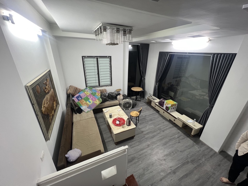 bán nhà hoàng mai 42m 5 tầng chỉ hơn 6 tỷ