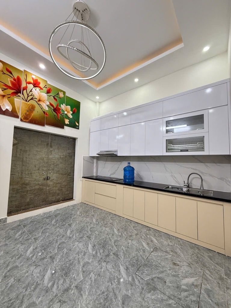 TÔ VĨNH DIỆN - NHÀ 5 TẦNG VIP NHỈNH 15 TỶ - 20M RA MẶT PHỐ
