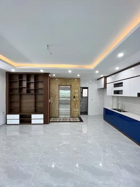 BÙI XƯƠNG TRẠCH - NHỈNH 15 TỶ  -  VIP 6 TẦNG THANG MÁY