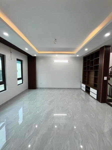 BÙI XƯƠNG TRẠCH - NHỈNH 15 TỶ  -  VIP 6 TẦNG THANG MÁY