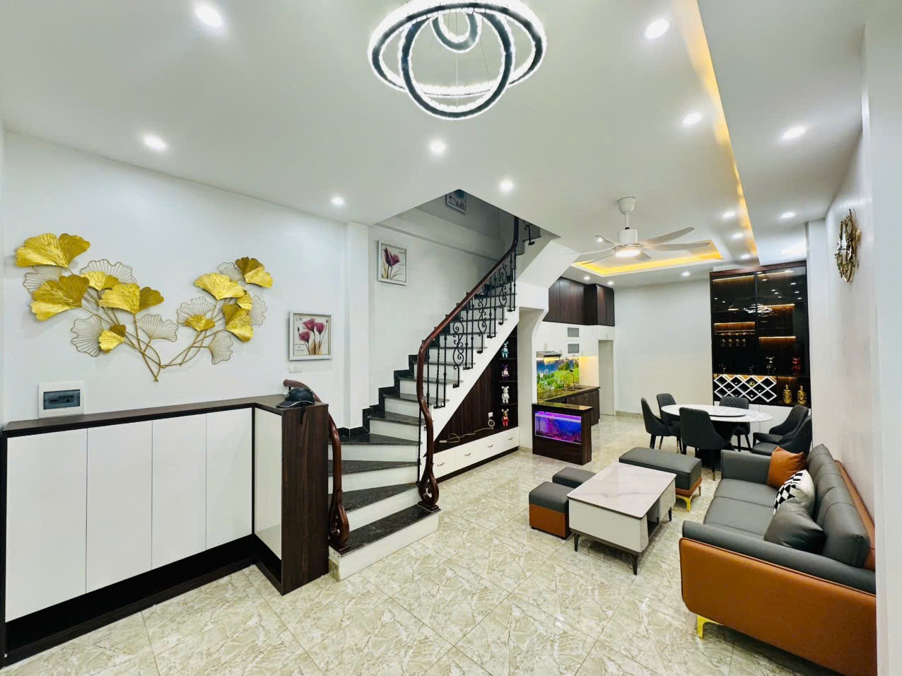 NHỈNH 11 TỶ SỞ HỮU NGAY NHÀ TRUNG TÂM PHƯƠNG MAI