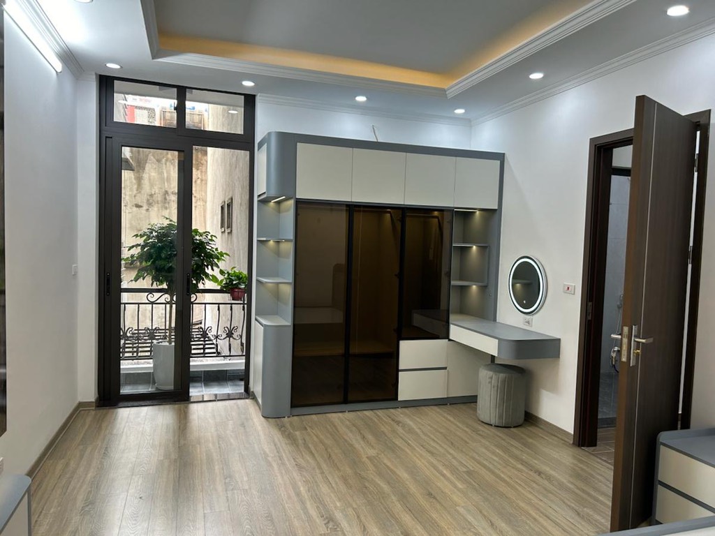 BÁN NHÀ 5 TẦNG KHƯƠNG ĐÌNH - TRUNG TÂM THANH XUÂN - GIÁ 5,8 TỶ