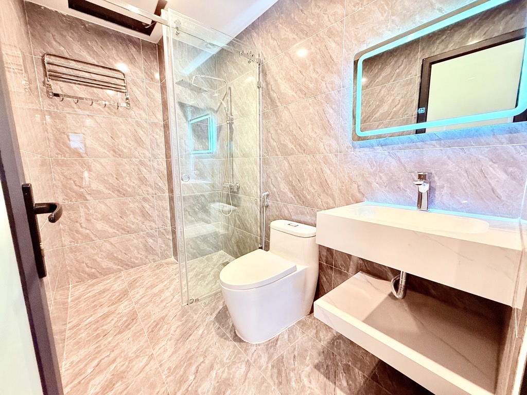 CHÍNH CHỦ CẦN BÁN - NHÀ 6 TẦNG THÁI HÀ
