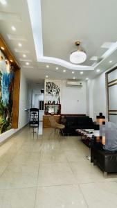 VĂN QUÁN HÀ ĐÔNG - PHÂN LÔ VỈA HÈ Ô TÔ TRÁNH