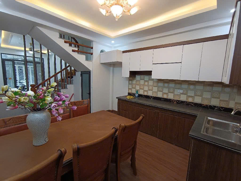 BÁN NHÀ TRUNG TÂM PHỤNG CHÂU CHƯƠNG MỸ