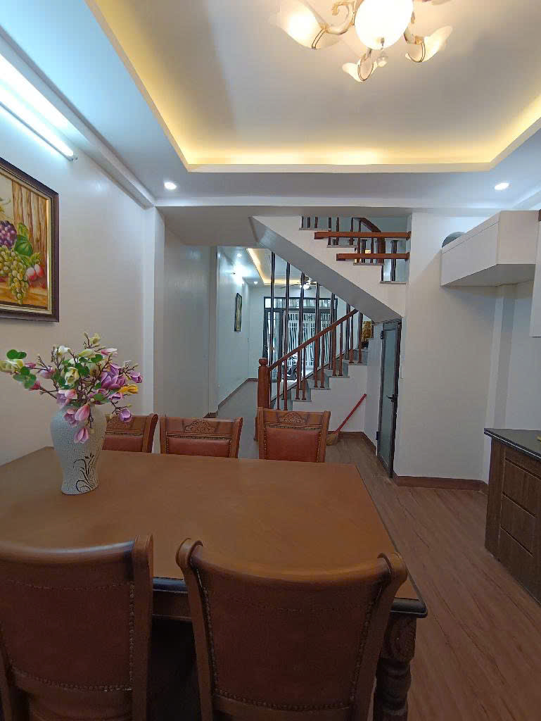 BÁN NHÀ TRUNG TÂM PHỤNG CHÂU CHƯƠNG MỸ