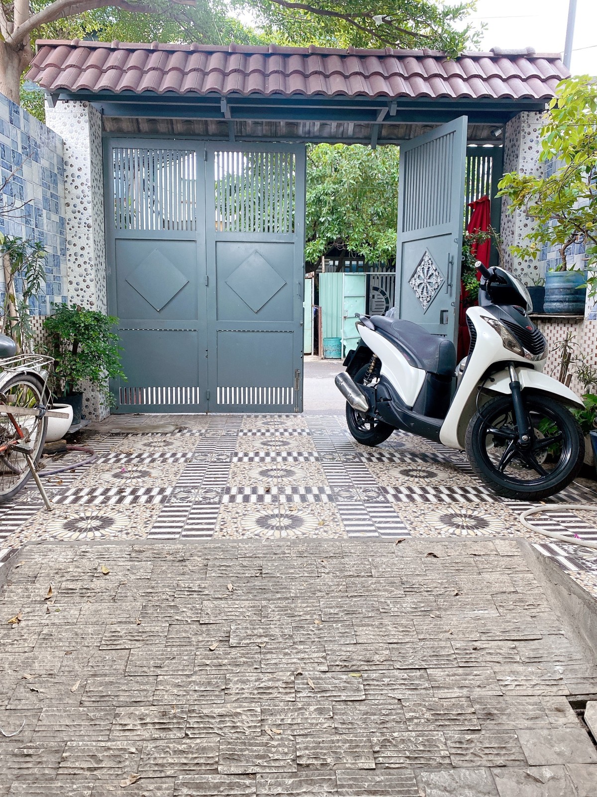 NGỘP BANK, LÊ ĐỨC THỌ, P.15, GV, 86M², 5 TẦNG, 2 Ô TÔ NGỦ NGON TRONG NHÀ
