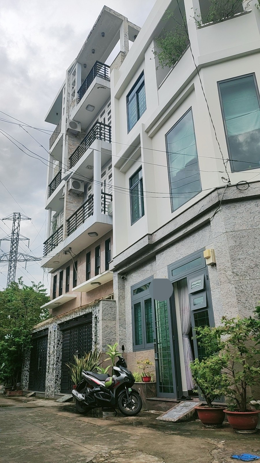 Gấp bán, Hẻm xe hơi 8m, căn gốc, Nguyễn Bỉnh Khiêm, P.1, GV, 60m², 4 tầng, 6pn,