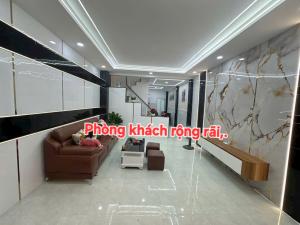 Giá tốt so khu vực vực,HXH THÔNG Q.12, 68m², 2 tầng 3pn, FULL NỘI THẤT