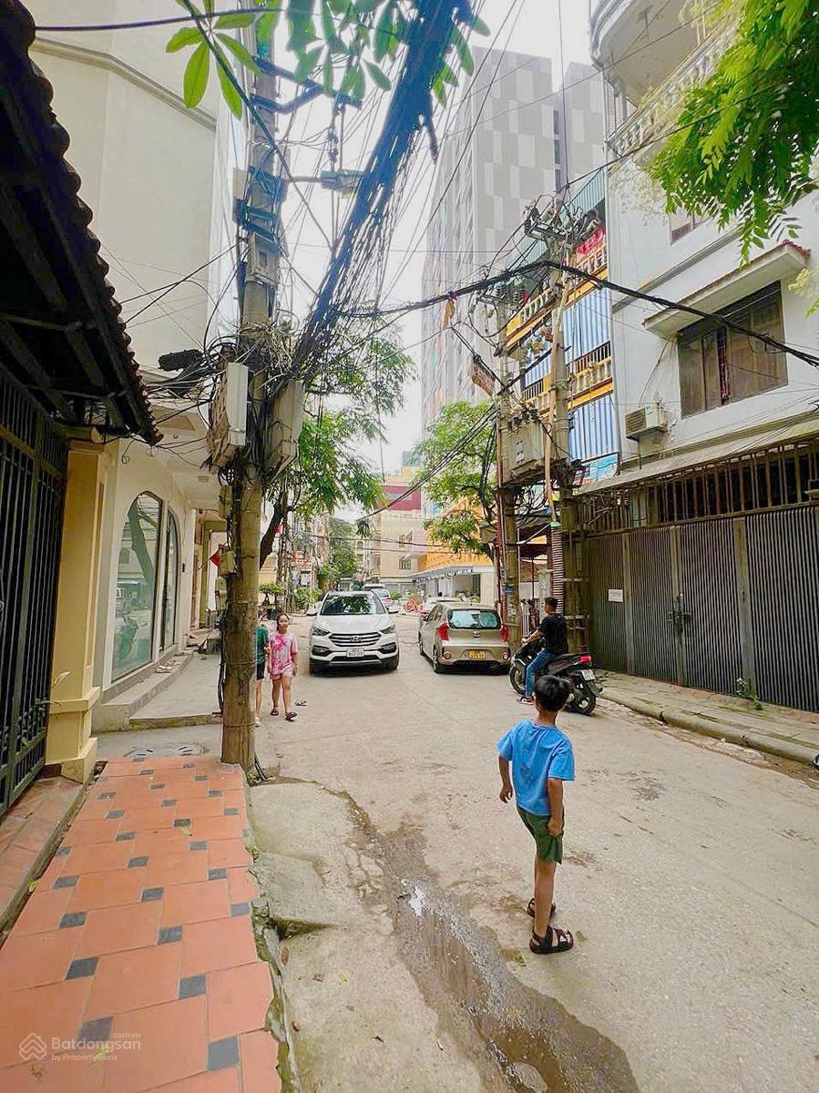 BÁN GẤP NHÀ MẶT NGÕ PHÙNG CHÍ KIÊN - 2 MẶT NGÕ - TRƯỚC NHÀ Ô TÔ TẢI TRÁNH - GIÁ GIẢM CỰC SÂU