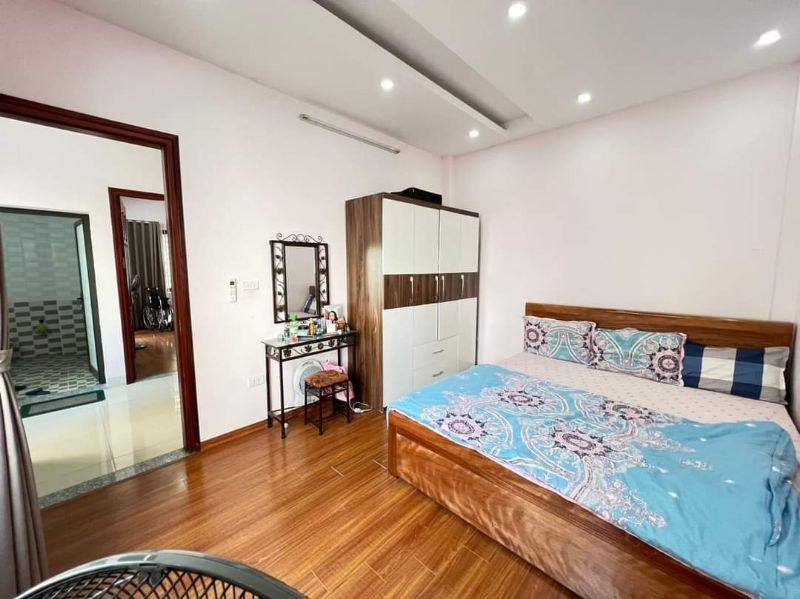 Cần bán gấp nhà lô góc Trần Cung - 5 tầng 7p ngủ thu nhập ổn định 25tr/tháng - gần mọi tiện ích