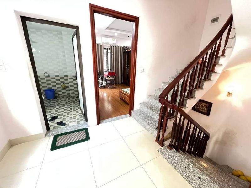 Cần bán gấp nhà lô góc Trần Cung - 5 tầng 7p ngủ thu nhập ổn định 25tr/tháng - gần mọi tiện ích