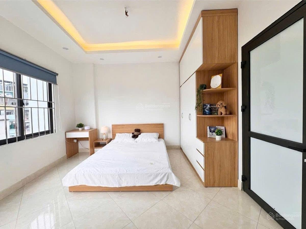 Bán nhà Cầu Giấy 2 thoáng - 6 tầng thang máy - ngõ thông ô tô tránh - kinh doanh tấp nập