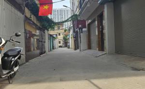 BÁN GẤP NHÀ XUÂN ĐỈNH - LÔ GÓC - GARA Ô TÔ - CHỦ XÂY TÂM HUYẾT ĐỂ Ở - TẶNG FULL NỘI THẤT XỊN SÒ