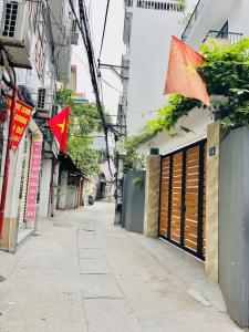 Rất gấp - bán căn góc xuân đỉnh - mặt tiền rộng - một ngoặt ra ôtô, ra mặt phố - ở hoặc dòng tiền
