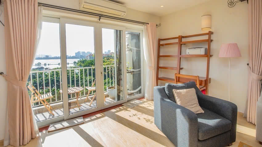 NHÀ MẶT HỒ TÂY – VỊ TRÍ KIM CƯƠNG – DÒNG TIỀN KHỦNG