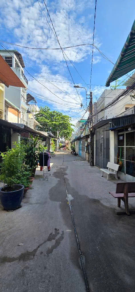 SIÊU PHẨM MẶT TIỀN ĐƯỜNG 27 - CHỦ ĐANG CHO THUÊ VỚI DÒNG TIỀN CỰC ỔN ĐỊNH - THUẬN TIỆN QUA QUẬN 4,5,1 CHỈ VÀI PHÚT