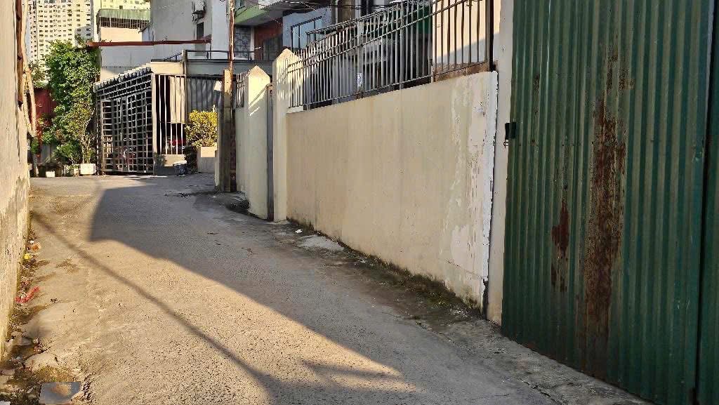 Bán nhà Dươing Nội, Hà Đông nhà đẹp ở ngay 40m2 5.7 tỷ