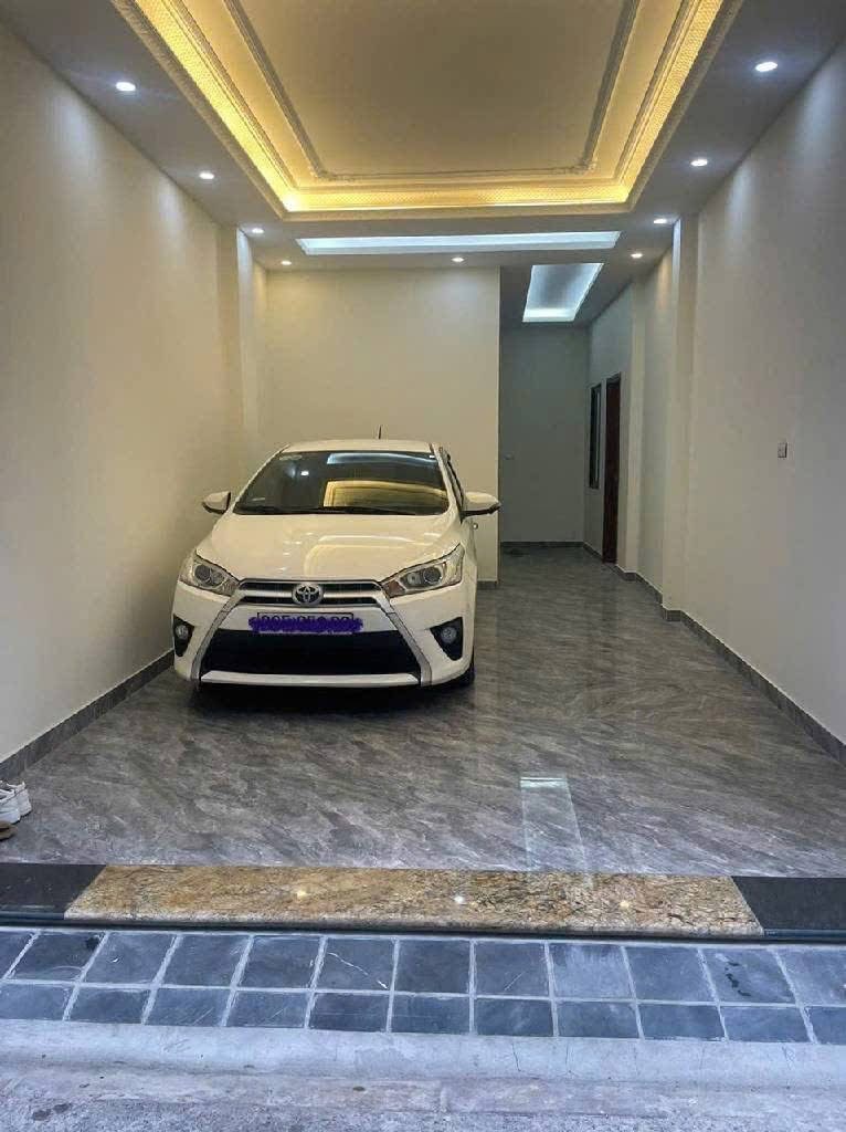 NHÀ NGÕ 117 NGU.YỄN SƠN, Ô TÔ VÀO NHÀ, THANG MÁY, KHU PHÂN LÔ CÁN BỘ HÀNG KHÔNG DÂN TRÍ CAO.