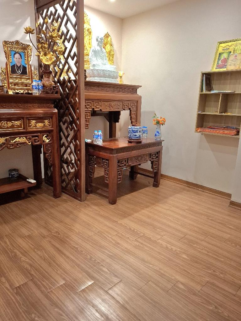 BÁN NHÀ ĐẸP Ở LUÔN- THOÁNG MÁT, CHỦ TẶNG LẠI NỘI THẤT.