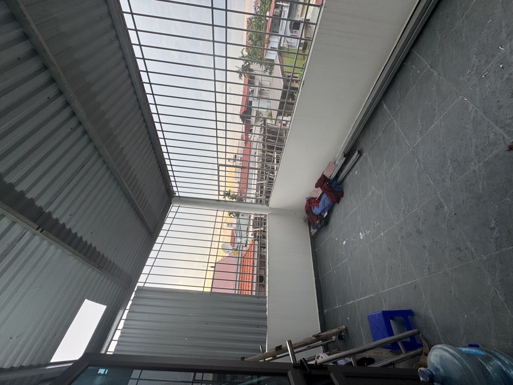 Góc thanh lý Uy Nỗ thị trấn Đông Anh Chẳng cần tìm đâu xa 40m2, 3 tầng, mới cứng, ngay trung tâm trị trấn làm gì cũng tiện, Ô TÔ vào tận nơi
