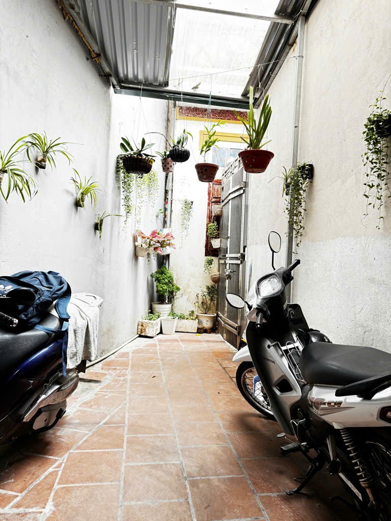 BÁN NHÀ NGỌA LONG, 37.8M2 X 5T, GIÁ 5.25 TỶ