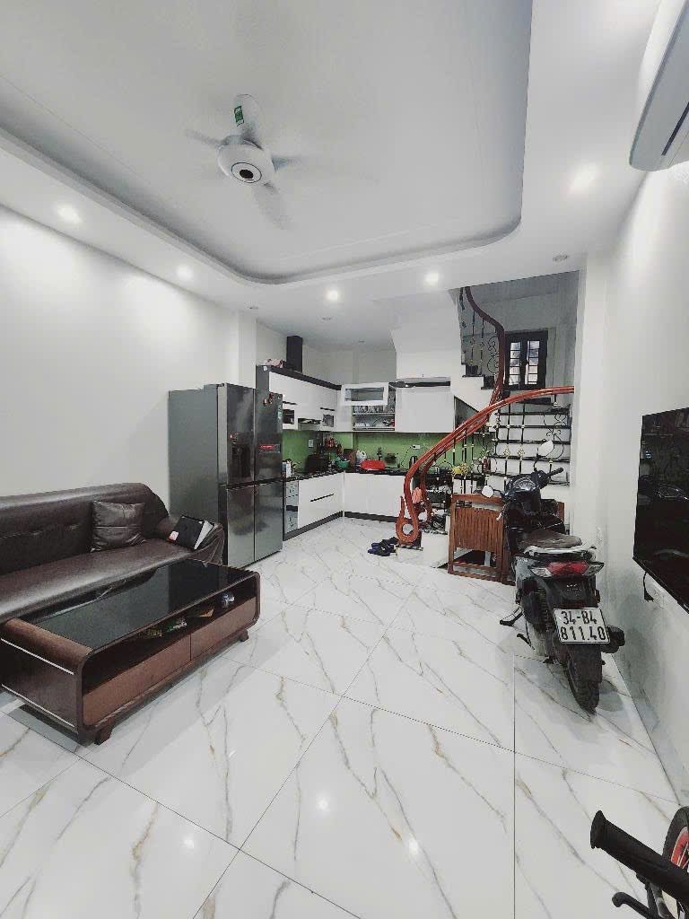 BÁN NHÀ HỒ TÙNG MẬU, 30M2 X 6T, GIÁ 7.5 TỶ