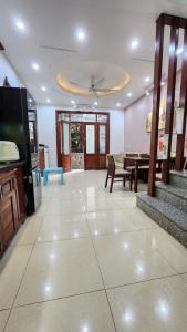 Cần bán nhà Ngô Quyền Hà Đông 35m 5 tầng 7.8 tỷ