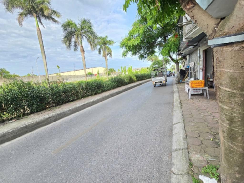 Bán nhà mặt chợ kinh doanh được, Nguyễn văn Linh, Lòng Biên