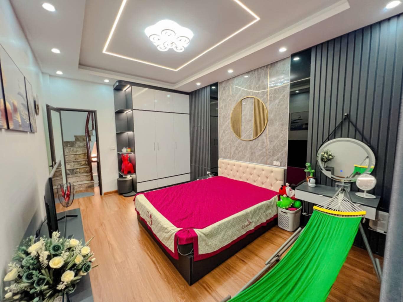 Nhà giữa phố Lạc Trung CỰC HIẾM mới lên sàn ngày 22/7