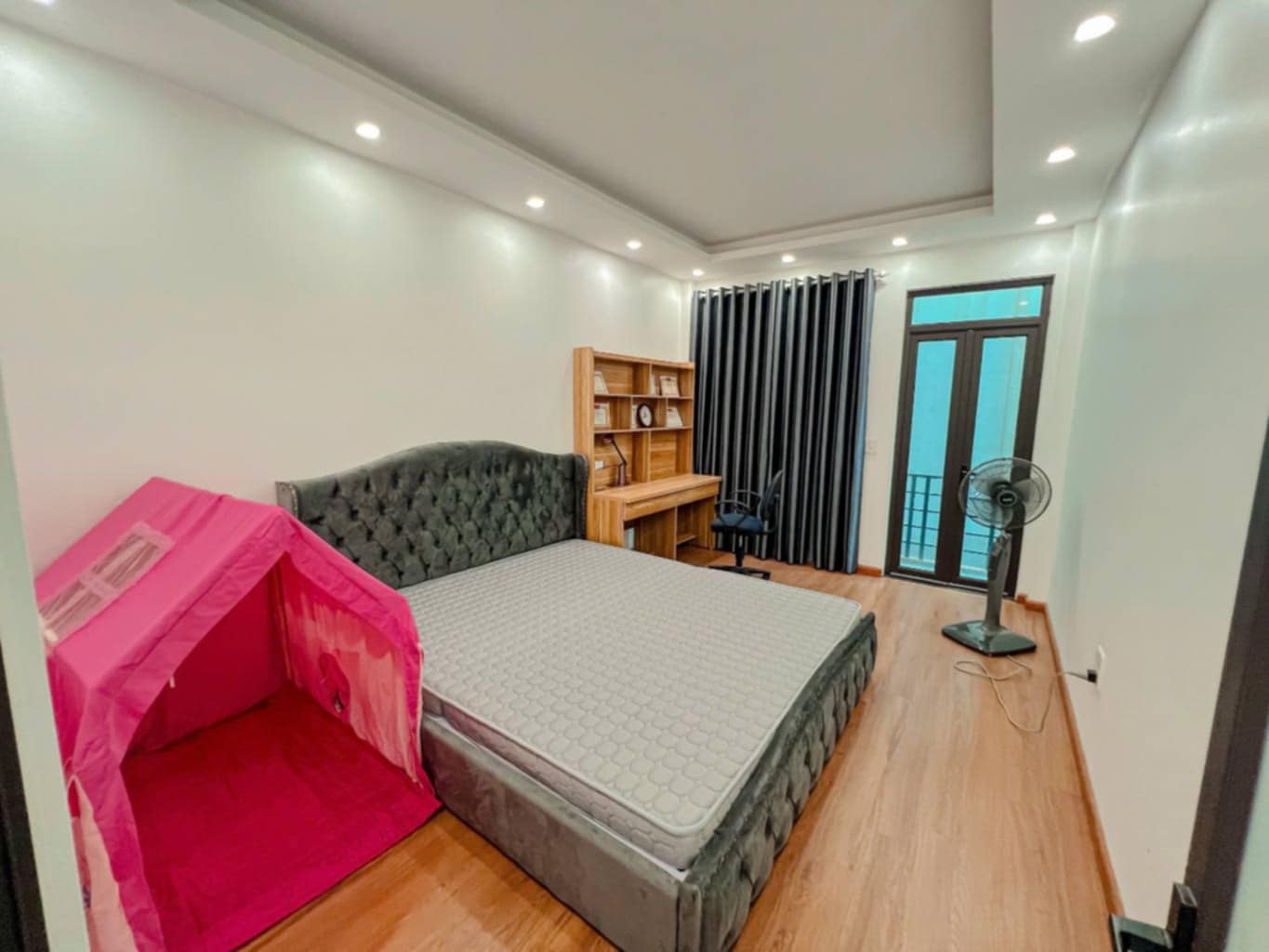 Nhà giữa phố Lạc Trung CỰC HIẾM mới lên sàn ngày 22/7