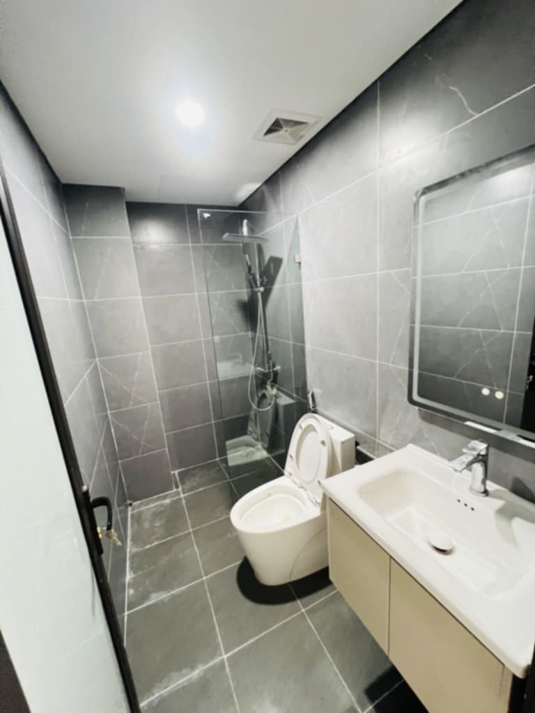 Nhà giữa phố Lạc Trung CỰC HIẾM mới lên sàn ngày 22/7