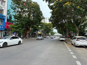 BÁN NHÀ GẦN ĐH THƯƠNG MẠI – HẺM Ô TÔ – KINH DOANH/CHO THUÊ ĐỈNH – 30M² – 8,4 TỶ