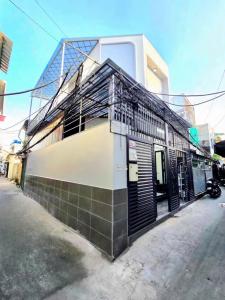 BÁN NHÀ MỚI ĐẸP- HẺM 1982 - HUỲNH TẤN PHÁT - GIÁ 4.39 TỶ