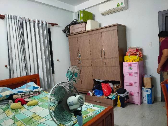 Bán nhà Hà Huy Giáp Quận 12, ngay Cao Đẳng Điện Lực, HXH sát mặt tiền