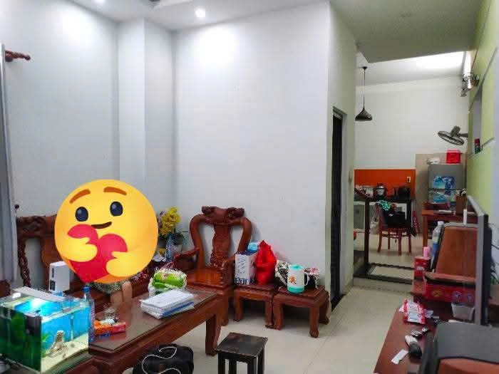 Nha bán Tân Thới Nhất 1, mặt tiền ngang hơn 5m hiếm, HXH đậu trước cửa