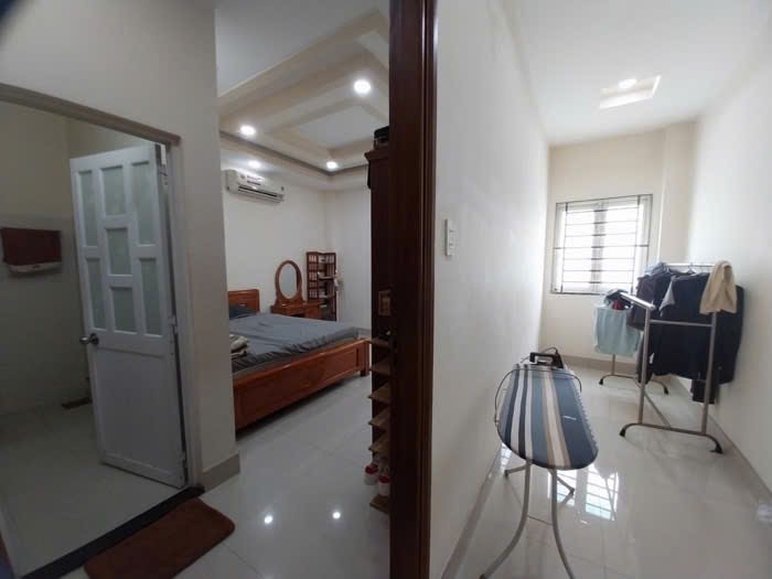 KDC kinh doanh sầm uất, vị trí rất đẹp, kết Hiệp Thành City