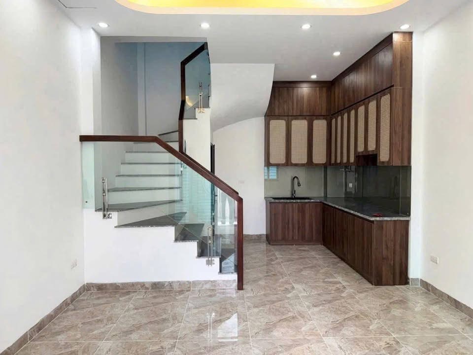 BÁN NHÀ BỒ ĐỀ-50M2-OTO QUA CỬA-FULL NỘI THẤT CHỈ 6 TỶ TL