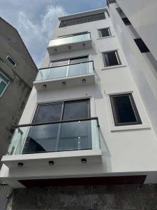 BÁN NHÀ CỰ KHỐI LONG BIÊN - DT 35M2- GIÁ NHỈNH 5 TỶ- Ở CỰC SƯỚNG