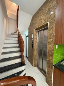 nhà mới keng khu MẬU LƯƠNG-5 tầng tháng máy