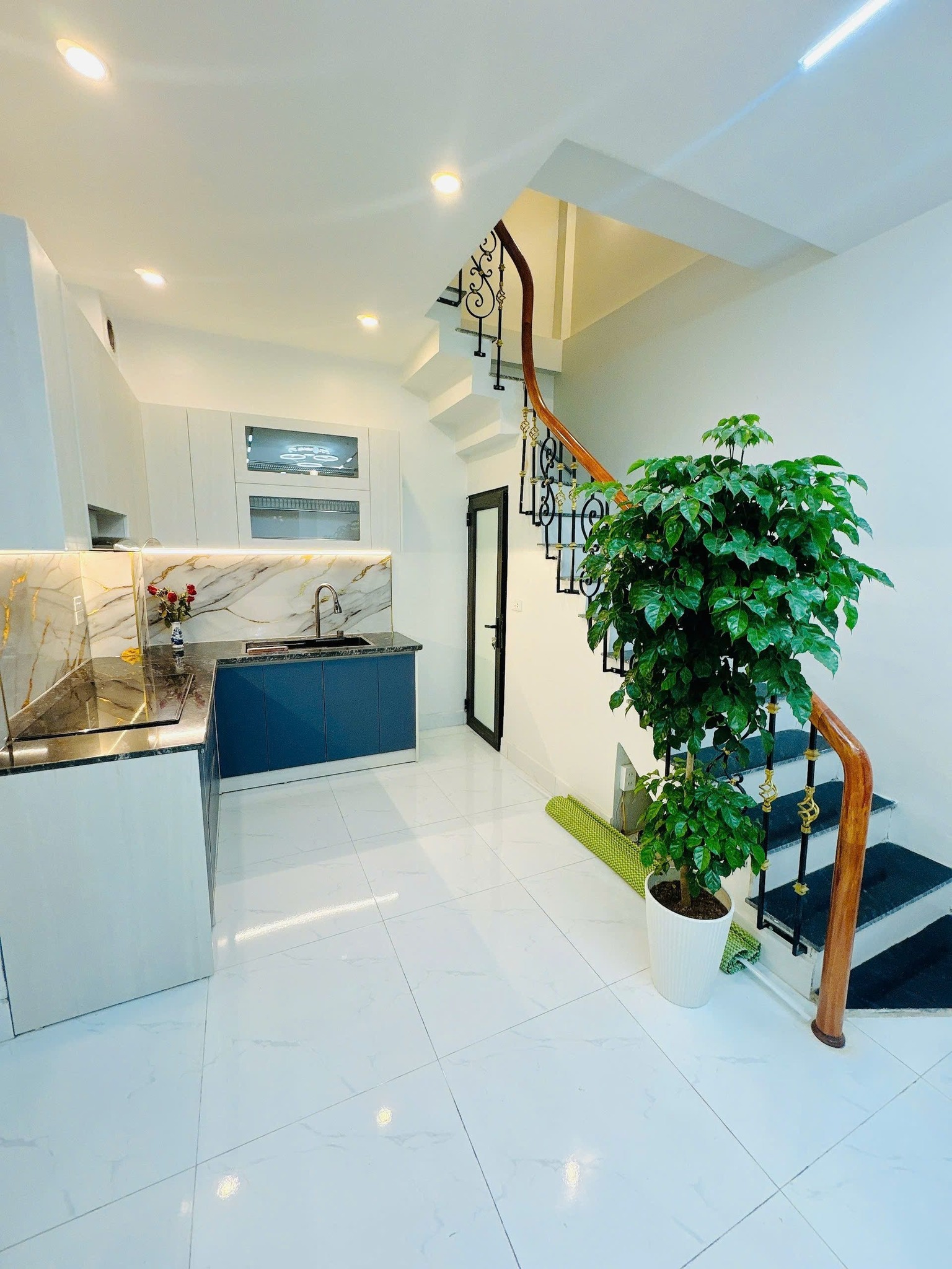 Bán nhà Kiến Hưng, Hà Đông, mặt tiền 8m, vị trí siêu đẹp