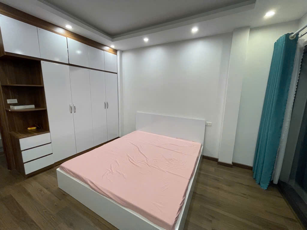 NHÀ MỚI TINH ĐANG XÂY SẮP HOÀN THIỆN, 30M, 5 TẦNG, MẶT TIỀN 5M