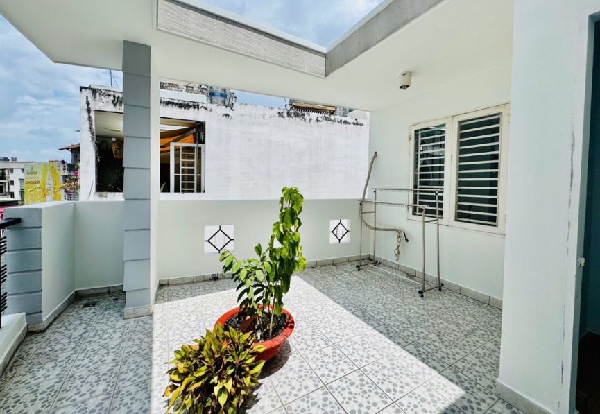 PHAN ĐĂNG LƯU , PHÚ NHUẬN - HẺM XE HƠI LÔ GÓC, LÔ GÓC 3 MẶT THOÁNG  - 39M2 - 4 TẦNG BTCT - NHỈNH 7