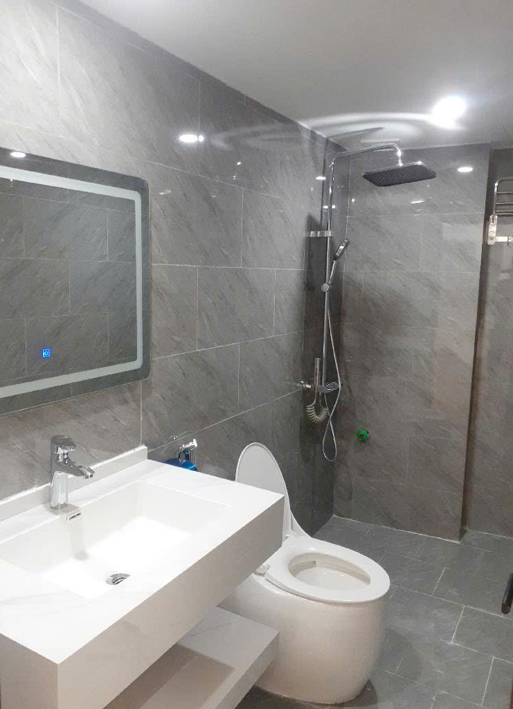 Nhà mới phố Nguyễn Khánh Toàn, Cầu Giấy, Hà Nội. 5 tầng 35m2, full nội thất, giá 9.5 tỷ.