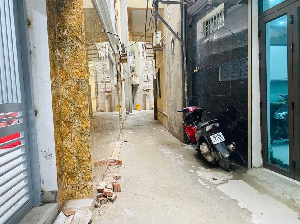 BÁN NHÀ MỄ TRÌ - 5 TẦNG - 7x Tỉ