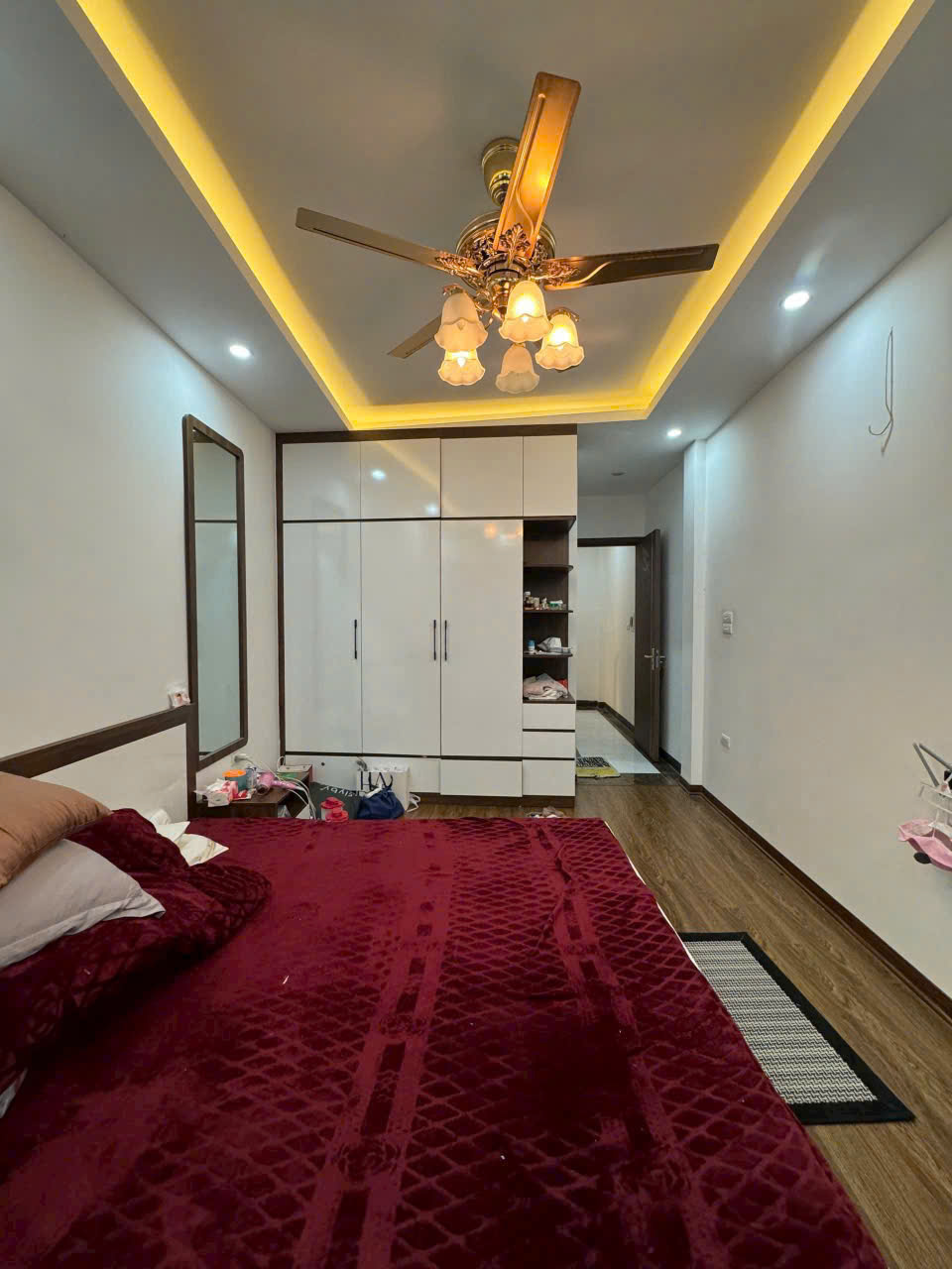 NHÀ MỚI Ở LUÔN 4 TẦNG 4 NGỦ , NGÕ THÔNG