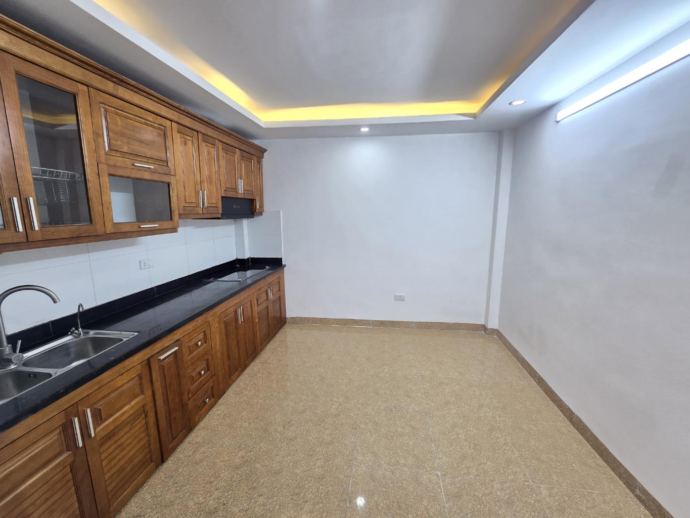 Bán nhà ngõ 85 tổ 13 mậu lương dt 30m x 4t