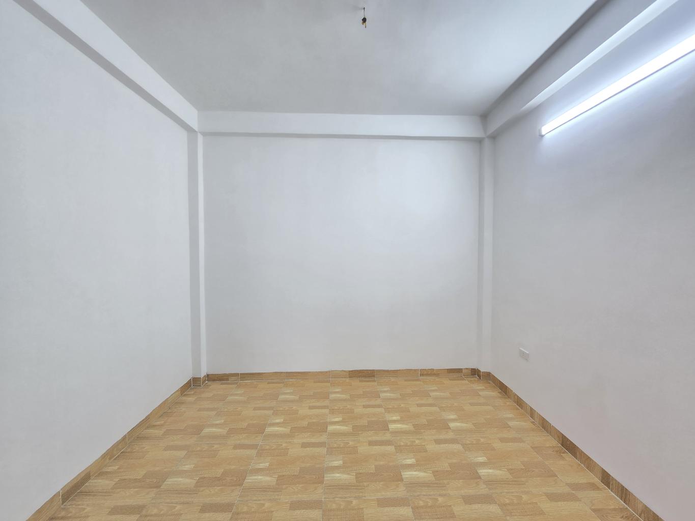 Bán nhà ngõ 85 tổ 13 mậu lương dt 30m x 4t