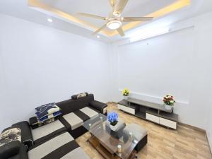 Bán nhà ngõ 85 tổ 13 mậu lương dt 30m x 4t